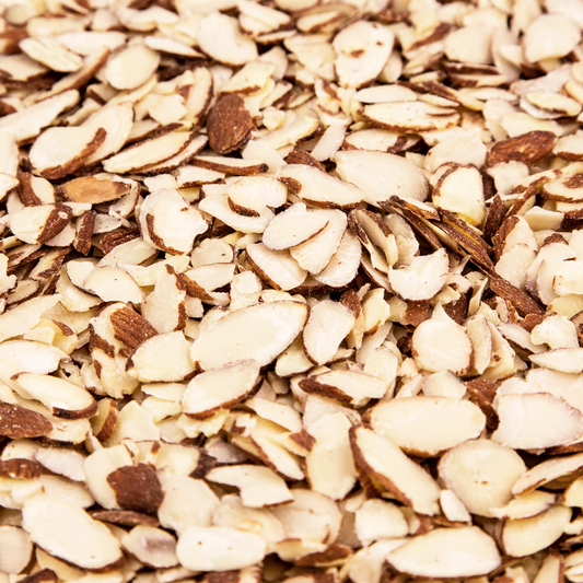 Almendra fileteada con cutícula